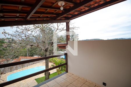 Casa de condomínio à venda com 340m², 3 quartos e 4 vagasSacada do Mezanino