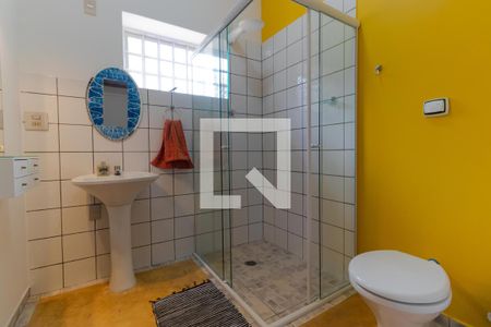 Casa de condomínio à venda com 340m², 3 quartos e 4 vagasBanheiro 01