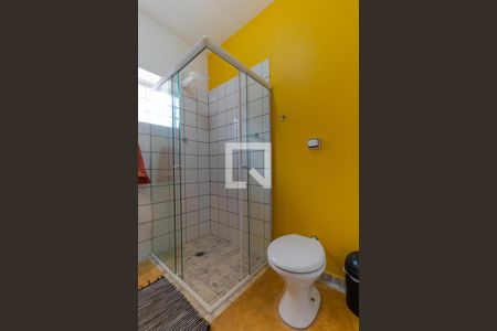 Casa de condomínio à venda com 340m², 3 quartos e 4 vagasBanheiro 01