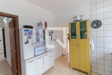 Casa de condomínio à venda com 340m², 3 quartos e 4 vagasCozinha