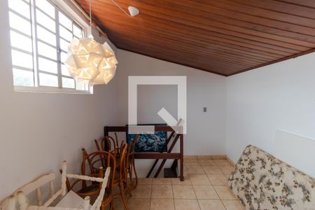Casa de condomínio à venda com 340m², 3 quartos e 4 vagasMezanino