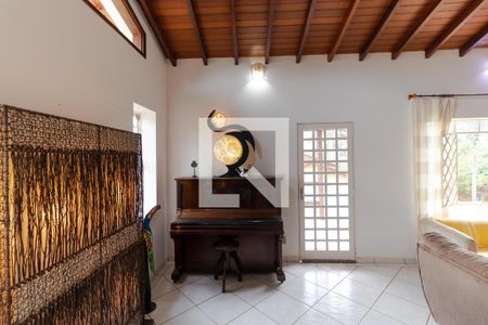 Casa de condomínio à venda com 340m², 3 quartos e 4 vagasSalas