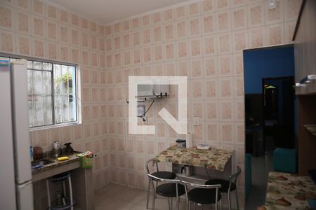 Casa para alugar com 125m², 2 quartos e 2 vagasCozinha