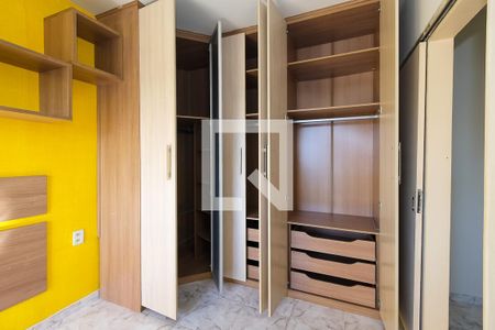 Apartamento à venda com 69m², 2 quartos e 1 vagaQuarto 1 - Armários