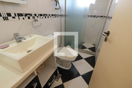 Apartamento à venda com 69m², 2 quartos e 1 vagaBanheiro Corredor