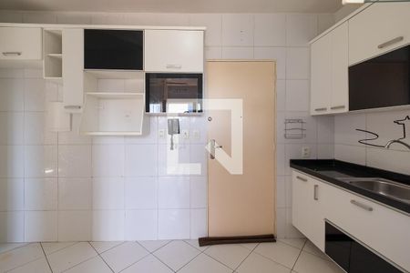 Apartamento à venda com 69m², 2 quartos e 1 vagaCozinha - Armários