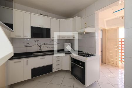 Apartamento à venda com 69m², 2 quartos e 1 vagaCozinha - Armários