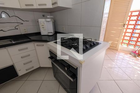 Apartamento à venda com 69m², 2 quartos e 1 vagaCozinha - Armários