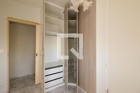 Apartamento à venda com 69m², 2 quartos e 1 vagaQuarto 2 - Armários