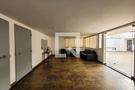 Apartamento à venda com 52m², 2 quartos e 1 vaga Apartamento à venda com 52m², 2 quartos e 1 vagaHall