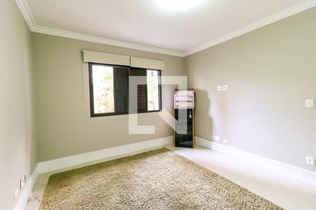 Apartamento à venda com 320m², 4 quartos e 4 vagasQuarto 2