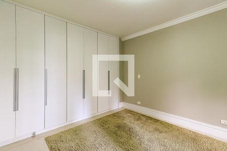 Apartamento à venda com 320m², 4 quartos e 4 vagasQuarto 2