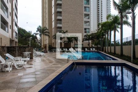 Apartamento para alugar com 160m², 4 quartos e 3 vagasÁrea comum - Piscina