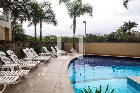 Apartamento para alugar com 160m², 4 quartos e 3 vagasÁrea comum - Piscina