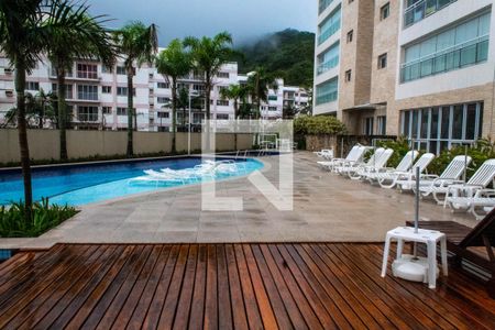Apartamento para alugar com 160m², 4 quartos e 3 vagasÁrea comum - Piscina