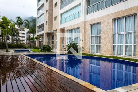 Apartamento para alugar com 160m², 4 quartos e 3 vagasÁrea comum - Piscina