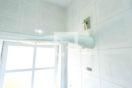 Casa de condomínio à venda com 102m², 3 quartos e 2 vagasBanheiro Social