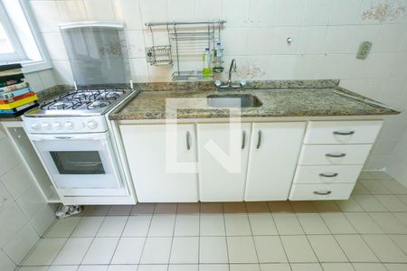 Casa de condomínio à venda com 102m², 3 quartos e 2 vagasCozinha