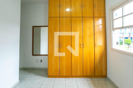 Casa de condomínio à venda com 102m², 3 quartos e 2 vagasQuarto 3