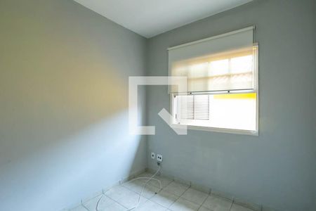 Casa de condomínio à venda com 102m², 3 quartos e 2 vagasQuarto 2