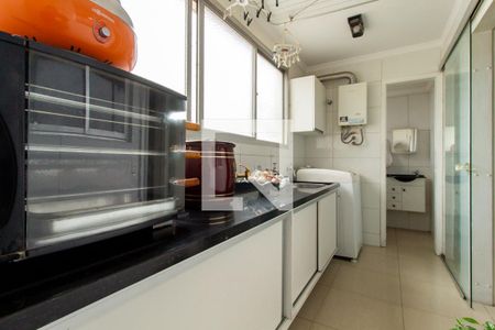 Apartamento à venda com 120m², 3 quartos e 1 vaga Apartamento à venda com 120m², 3 quartos e 1 vagaÁrea de Serviço