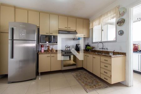Apartamento à venda com 120m², 3 quartos e 1 vaga Apartamento à venda com 120m², 3 quartos e 1 vagaCozinha - Armários