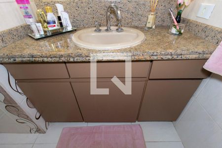 Apartamento à venda com 120m², 3 quartos e 1 vaga Apartamento à venda com 120m², 3 quartos e 1 vagaDetalhe banheiro
