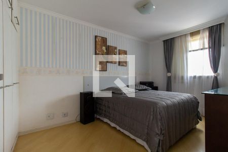 Quarto 1 de apartamento à venda com 3 quartos, 120m² em Centro, Curitiba