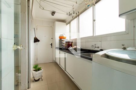 Apartamento à venda com 120m², 3 quartos e 1 vaga Apartamento à venda com 120m², 3 quartos e 1 vagaÁrea de Serviço