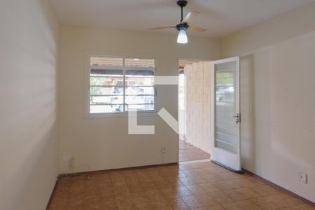 Sala de casa de condomínio à venda com 2 quartos, 60m² em Jardim Paraiso de Viracopos, Campinas