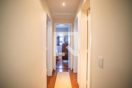 Apartamento à venda com 80m², 3 quartos e 2 vagasCorredor - Quartos