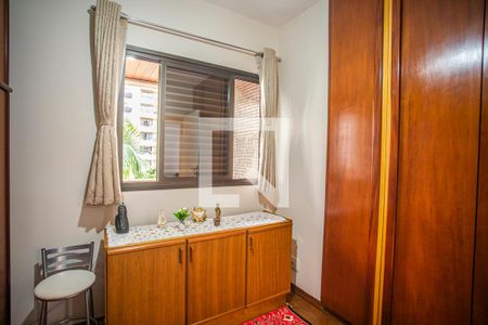 Apartamento à venda com 80m², 3 quartos e 2 vagasQuarto 2