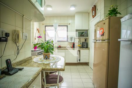 Apartamento à venda com 80m², 3 quartos e 2 vagasCozinha