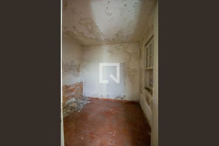 Casa à venda com 210m², 2 quartos e sem vaga Casa à venda com 210m², 2 quartos e sem vagaQuarto de Serviço