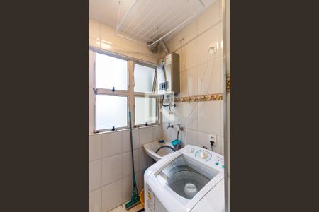 Apartamento à venda com 67m², 3 quartos e 2 vagas Apartamento à venda com 67m², 3 quartos e 2 vagasÁrea de Serviço