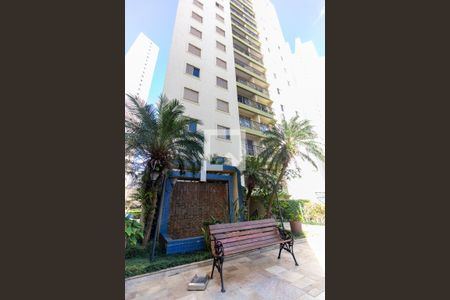 Apartamento à venda com 67m², 3 quartos e 2 vagas Apartamento à venda com 67m², 3 quartos e 2 vagasFachada