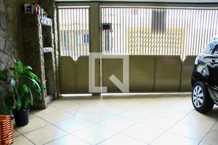 Casa à venda com 206m², 3 quartos e 2 vagas Casa à venda com 206m², 3 quartos e 2 vagasGaragem