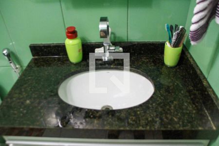 Casa à venda com 206m², 3 quartos e 2 vagas Casa à venda com 206m², 3 quartos e 2 vagasBanheiro 2