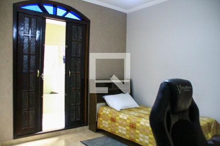 Casa à venda com 206m², 3 quartos e 2 vagas Casa à venda com 206m², 3 quartos e 2 vagasQuarto 3