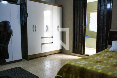 Casa à venda com 206m², 3 quartos e 2 vagas Casa à venda com 206m², 3 quartos e 2 vagasQuarto 3