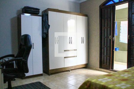 Casa à venda com 206m², 3 quartos e 2 vagas Casa à venda com 206m², 3 quartos e 2 vagasQuarto 3