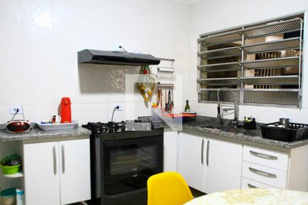 Casa à venda com 206m², 3 quartos e 2 vagas Casa à venda com 206m², 3 quartos e 2 vagasCozinha