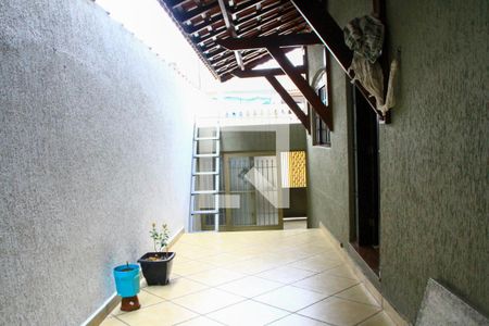 Casa à venda com 206m², 3 quartos e 2 vagas Casa à venda com 206m², 3 quartos e 2 vagasÁrea de Serviço