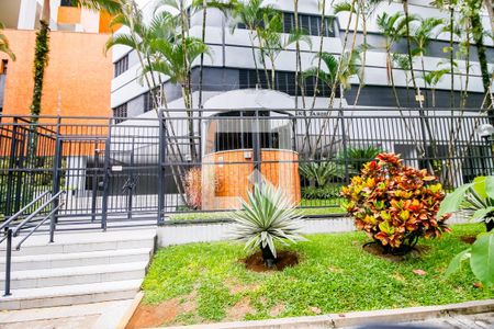 Apartamento à venda com 92m², 3 quartos e 2 vagasFachada e portaria