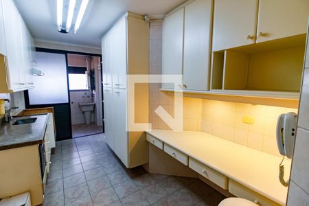 Apartamento à venda com 92m², 3 quartos e 2 vagasCozinha - Armários