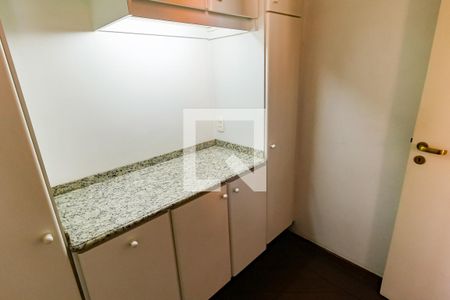 Apartamento à venda com 92m², 3 quartos e 2 vagasQuarto de Serviço