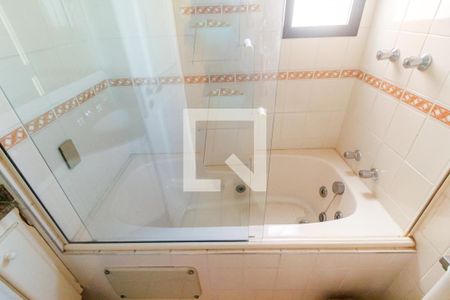 Apartamento à venda com 92m², 3 quartos e 2 vagasBanheiro da Suíte