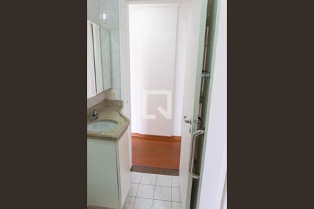 Apartamento à venda com 60m², 2 quartos e 2 vagasBanheiro da Suíte 2