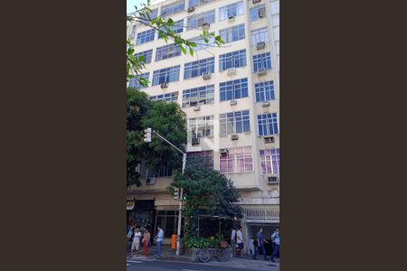Apartamento à venda com 90m², 3 quartos e sem vaga Apartamento à venda com 90m², 3 quartos e sem vagaFachada