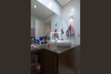 Apartamento à venda com 465m², 4 quartos e 5 vagasBanheiro da Suíte 4